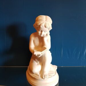 Leseputte Putte mit Buch